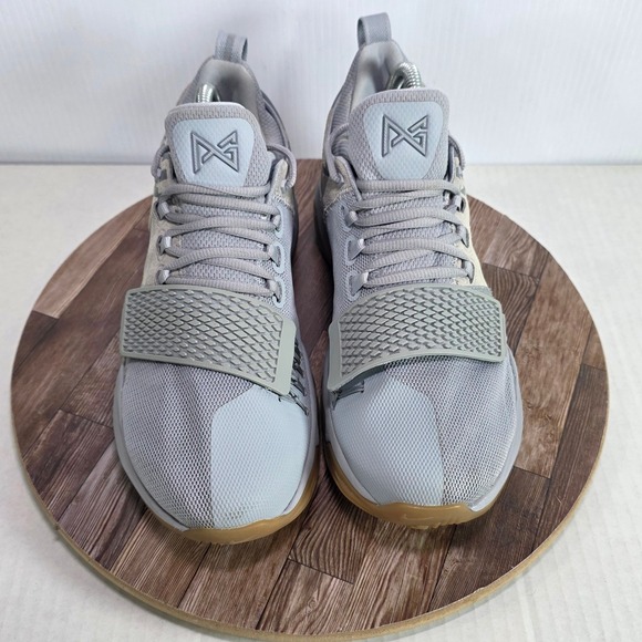 Athletic_Shoes